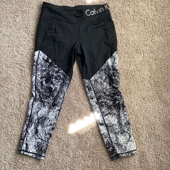 Calvin Klein Pants - Calvin Klein leggings. Like new.